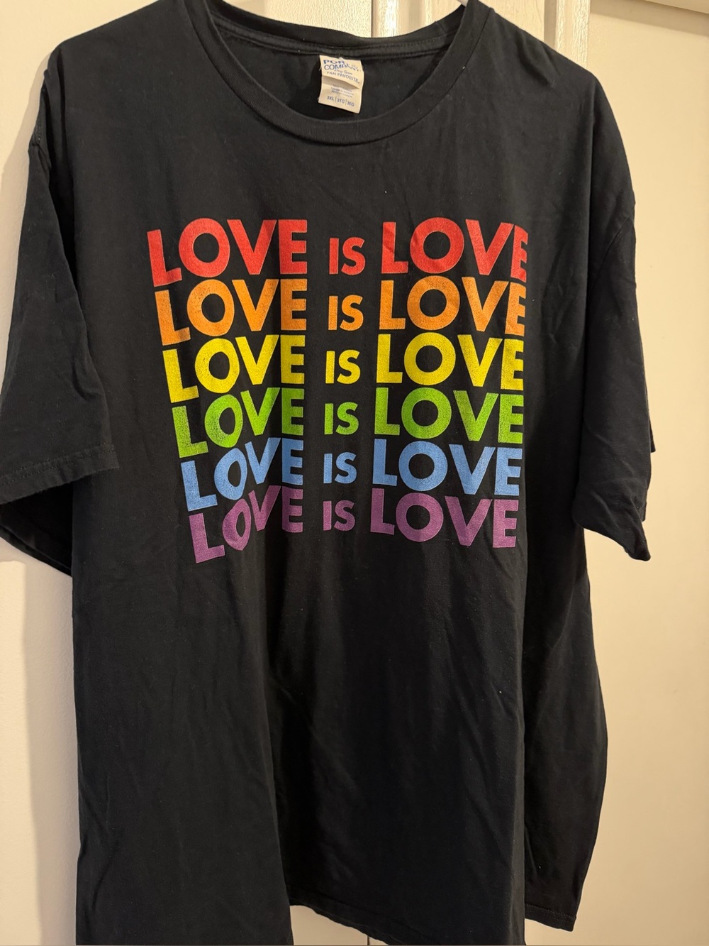Love Is Love Rainbow Graphic Tee - Black 3x